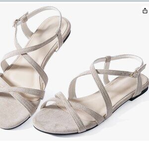 NWT Flat Sandals in nude, size 8